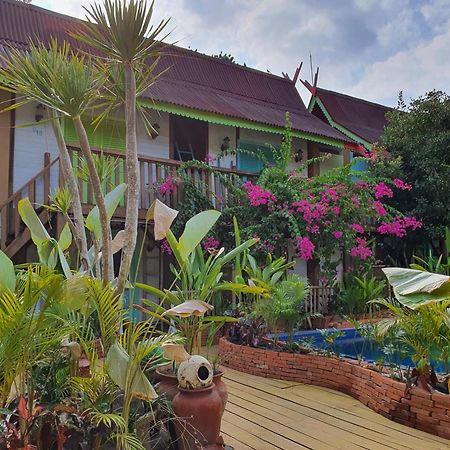 Bleu Verde, The Secret Garden - Turtle Point Beach Gili Trawangan Exterior photo