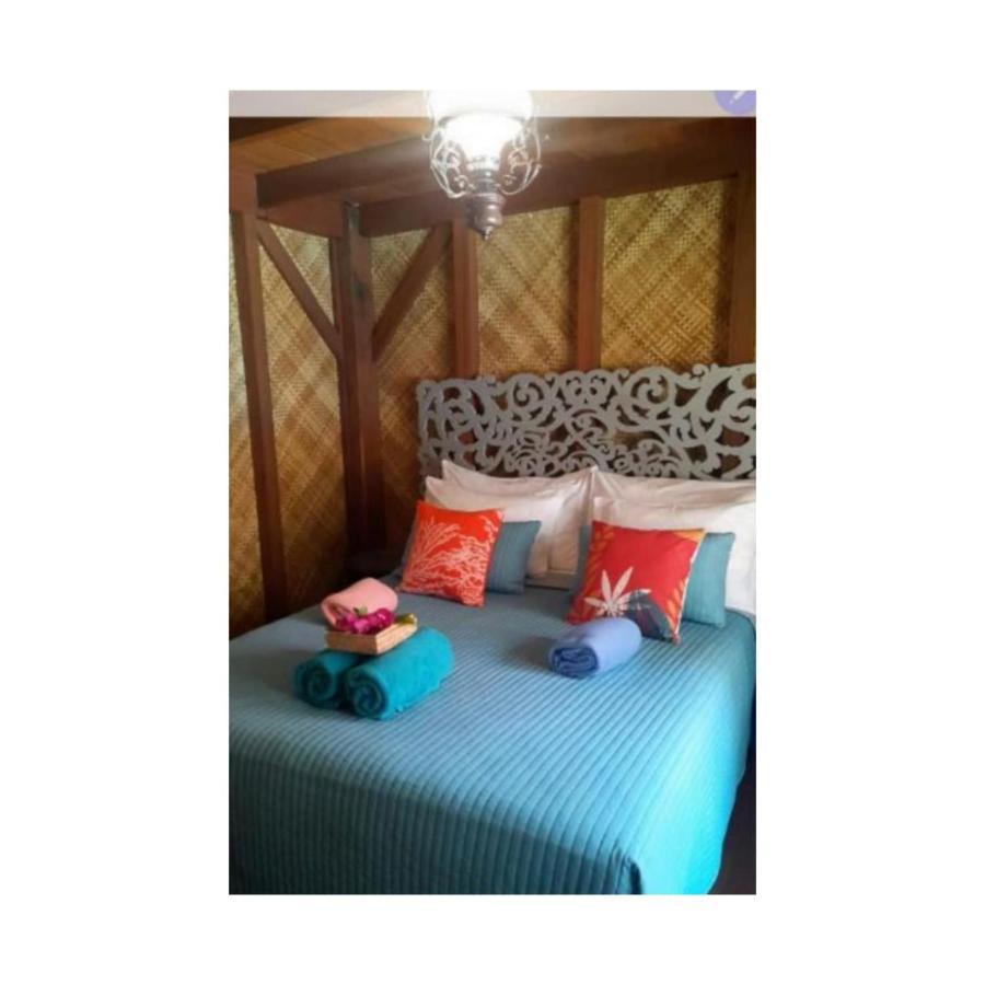 Bleu Verde, The Secret Garden - Turtle Point Beach Gili Trawangan Exterior photo