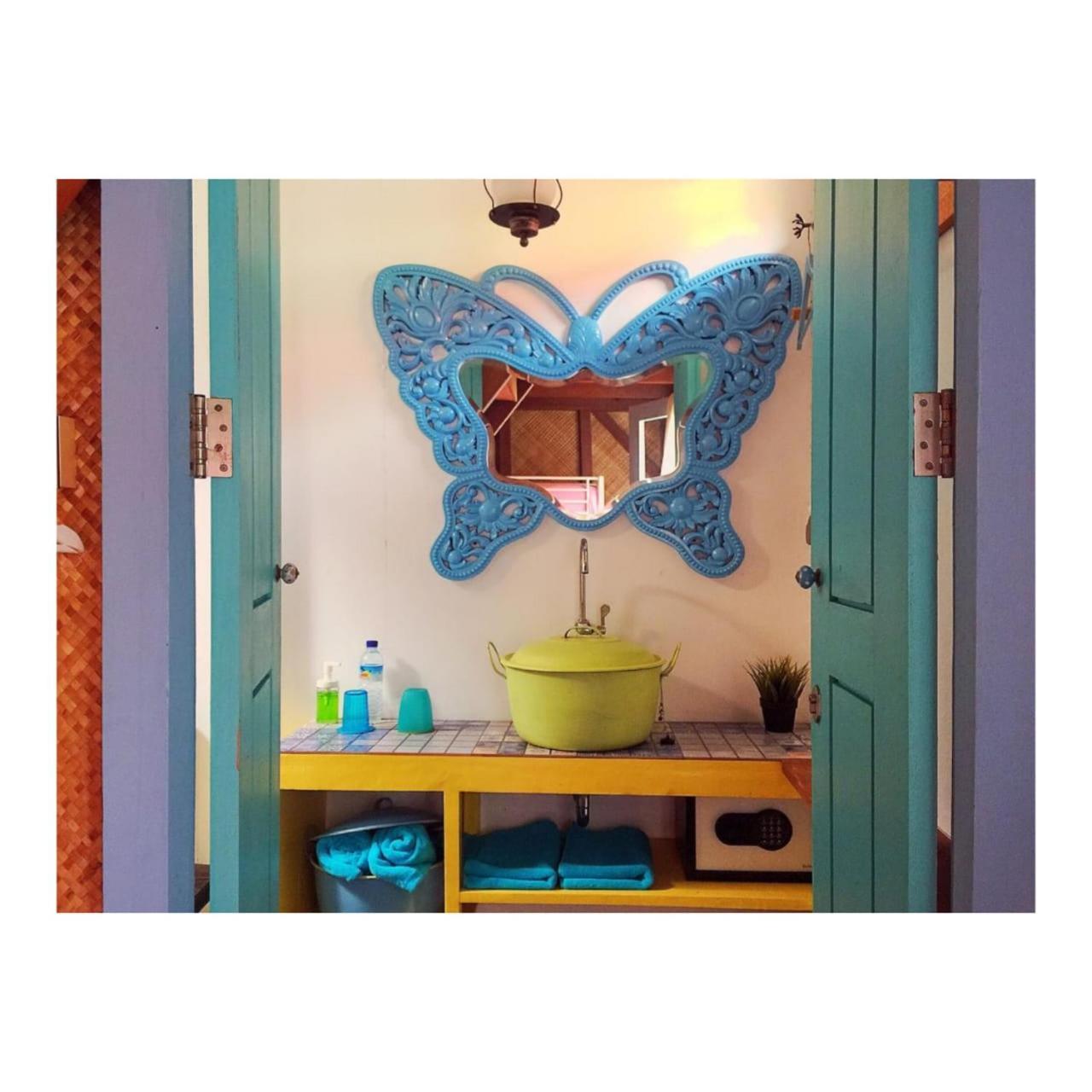 Bleu Verde, The Secret Garden - Turtle Point Beach Gili Trawangan Exterior photo